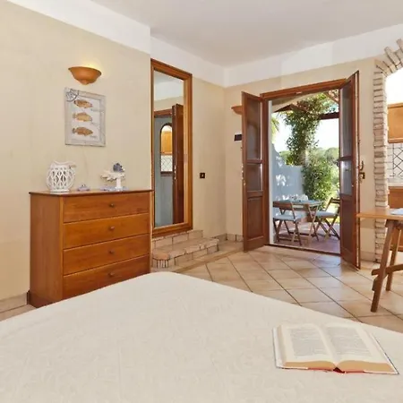 Apartment Baia Delle Palme Num0953